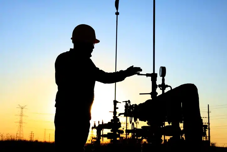 Oil rig checking equipment using power of accountability.